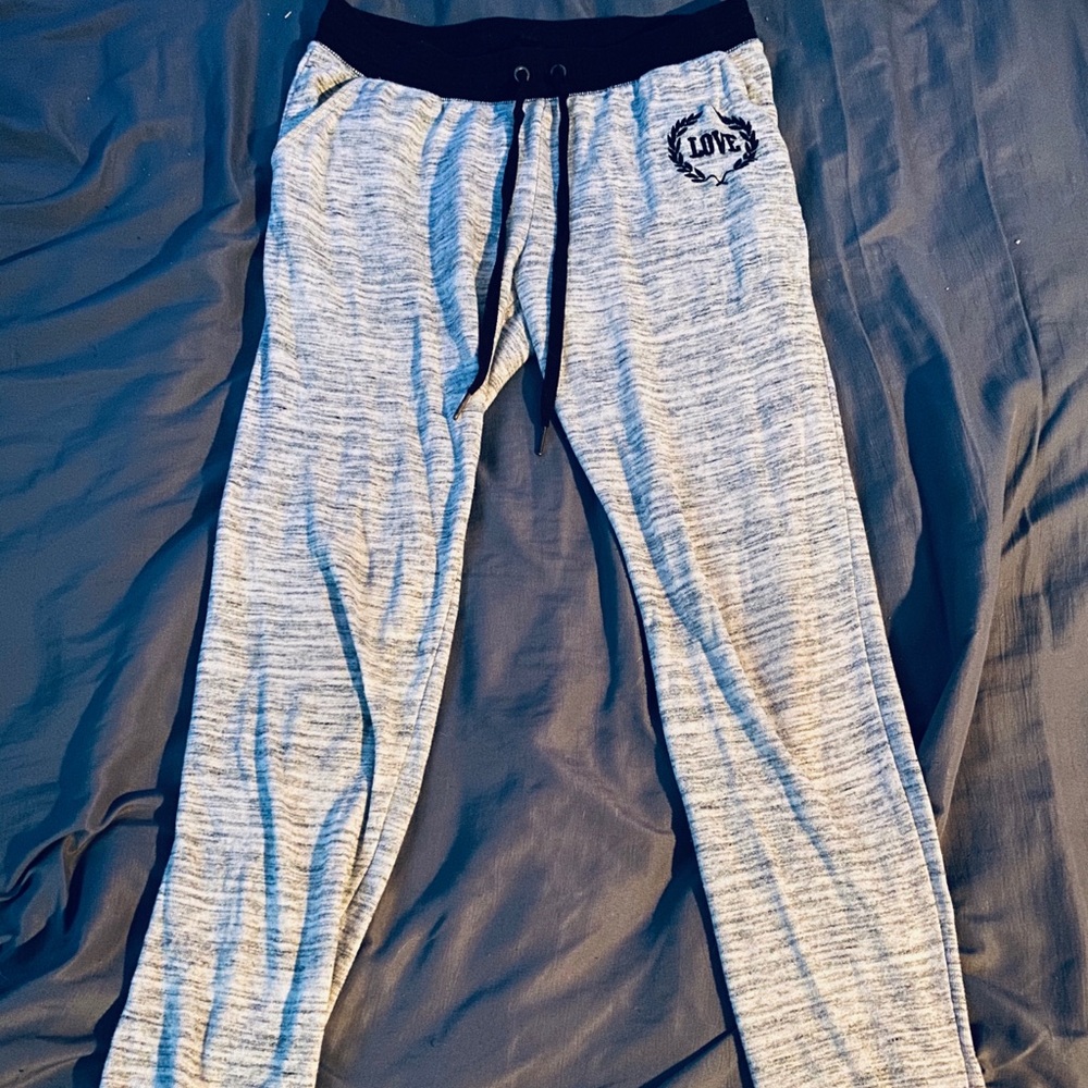 COMFY GRAY JOGGERS